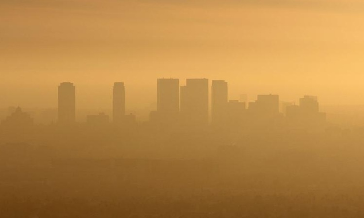 smog nad miastem